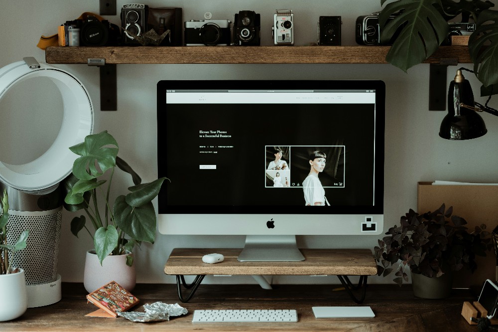 Clean website layout using white space